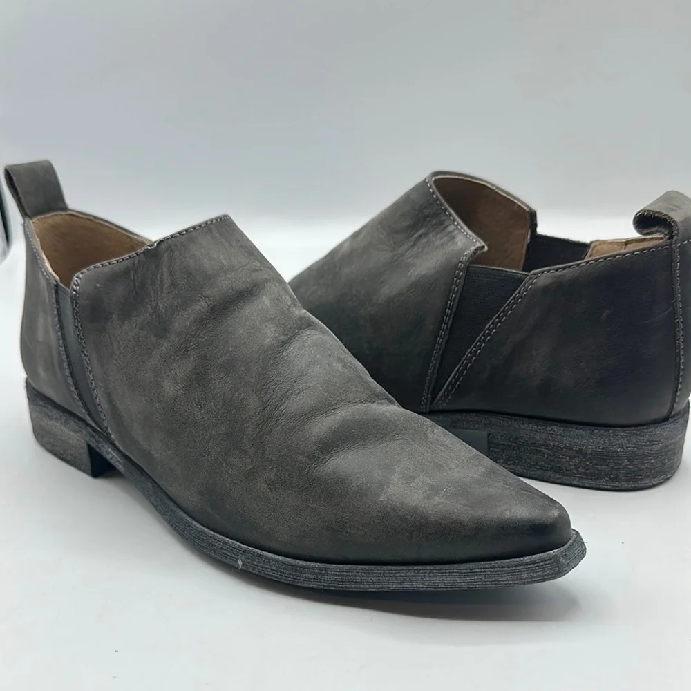 Free‎ People Sz 38 /US 7 1/2 Brixton Gray Leather Slip-On Shoes NEW